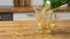 Kako ulijevati iz vrećice bez prskanja: upute korak po korak