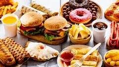 Bol u trbuhu umjesto dobrog osjećaja: 7 tipičnih kombinacija jela iz kantine, snack bara i doma