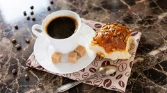 Kada je najbolje vrijeme za prvu kavu kako biste izbjegli pad snage i nervozu?